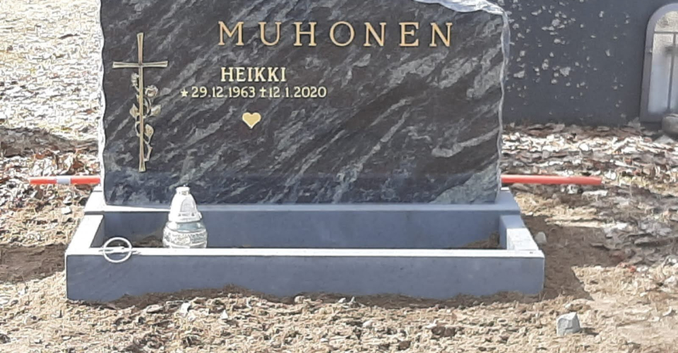 hautakivi-23